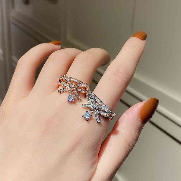 Ring Japan and South Korea Light Luxury Elegant Temperament Full Diamond Bow Female Personality Versatile Flash Open Index Finger, Silver
Ring Japan and South Korea Light Luxury Elegant Temperament Full Diamond Bow Female Personality Versatile Flash Open Index Finger, Silver