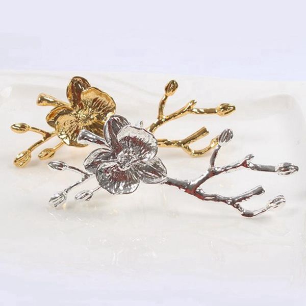 napkin rings 12 pcs plum blossom branch design holder ring western towel el table decoration gold & silver
napkin rings 12 pcs plum blossom branch design holder ring western towel el table decoration gold & silver