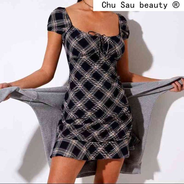 fashion streetwear style plaid print mini dress women summer casual square collar ruffles dresses female vestidos 210508, Black;gray
fashion streetwear style plaid print mini dress women summer casual square collar ruffles dresses female vestidos 210508, Black;gray
