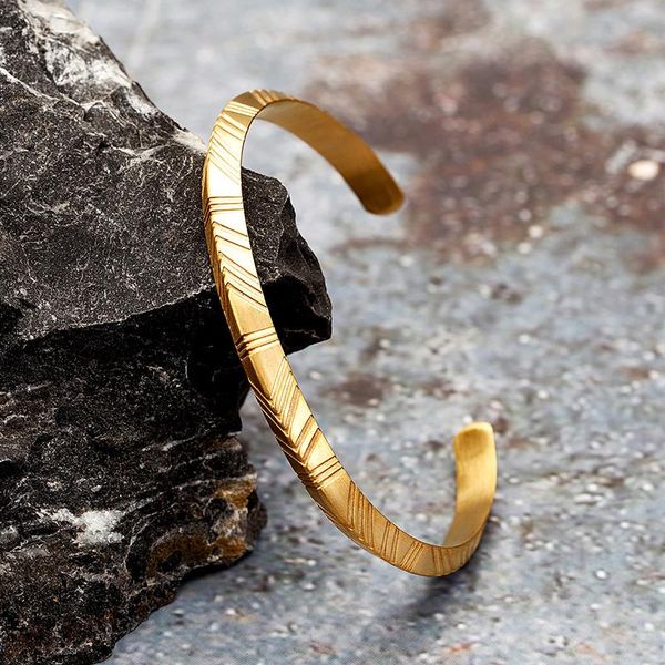 bangle retro fashion bracelet nordic swedish triangle pattern single product golden gray couple for women men gift, Black
bangle retro fashion bracelet nordic swedish triangle pattern single product golden gray couple for women men gift, Black