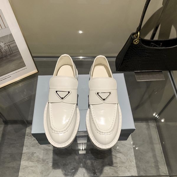 women's shoes in the early spring 2021, Black
women's shoes in the early spring 2021, Black