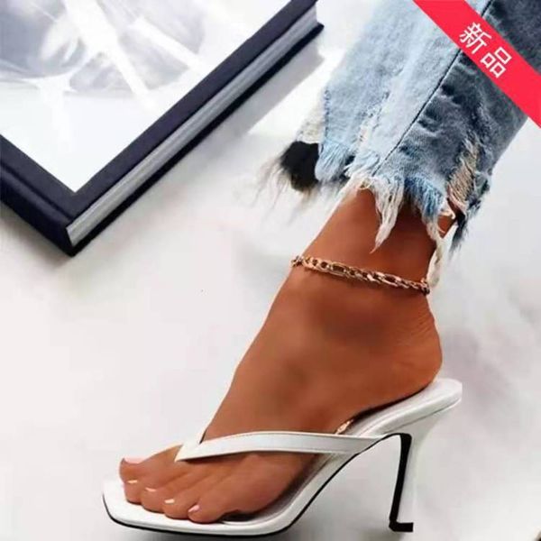 spring and summer clip toe middle heel sandals women's large square head high thin herringbone slippers sho, Black
spring and summer clip toe middle heel sandals women's large square head high thin herringbone slippers sho, Black