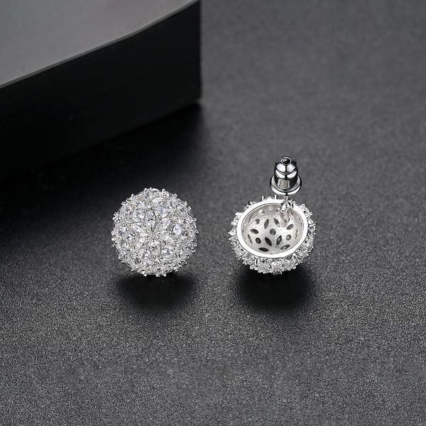 stud fashion design zircon earrings personality temperament flower spherical female luxury jewelry, Golden;silver
stud fashion design zircon earrings personality temperament flower spherical female luxury jewelry, Golden;silver