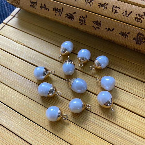 charms natural freshwater pearl pendant white irregular oval shape suitable for jewelry creation fashion accessories wholesale, Bronze;silver
charms natural freshwater pearl pendant white irregular oval shape suitable for jewelry creation fashion accessories wholesale, Bronze;silver