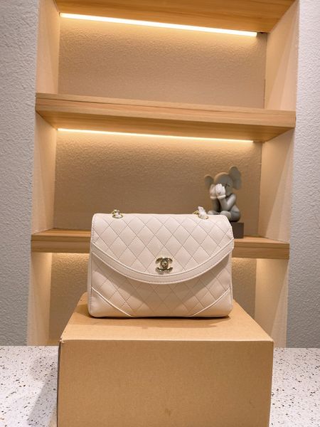 fashion r bags women handbag crossbody messenger shoulder chain bag good quality leather purses ladies high capacity high-end ladies bag
fashion r bags women handbag crossbody messenger shoulder chain bag good quality leather purses ladies high capacity high-end ladies bag