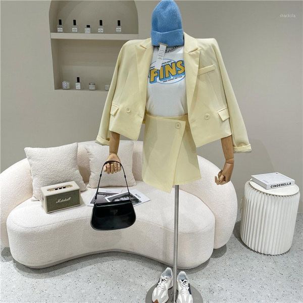 women's spring summer 2021 fashion long sleeve short suit irregular shorts two piece set tracksuits, Gray
women's spring summer 2021 fashion long sleeve short suit irregular shorts two piece set tracksuits, Gray