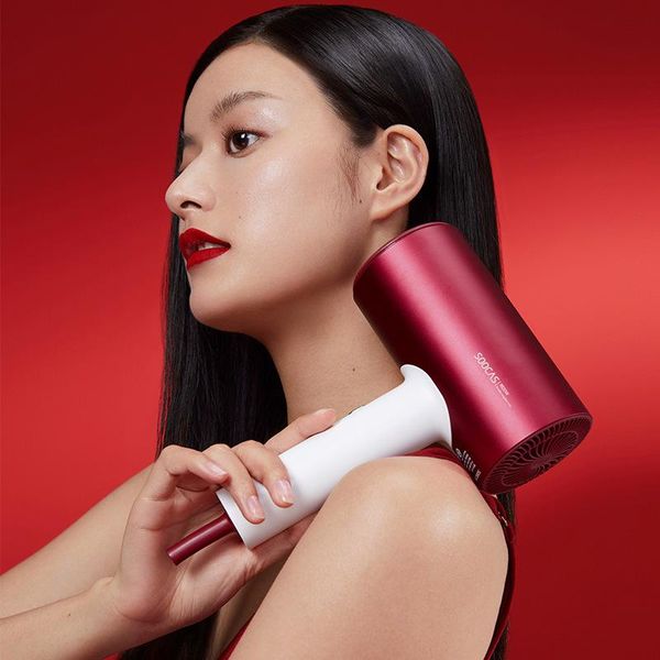 electric hair brushes anion care dryer high power does not hurt the household female h3s gift box 
electric hair brushes anion care dryer high power does not hurt the household female h3s gift box
