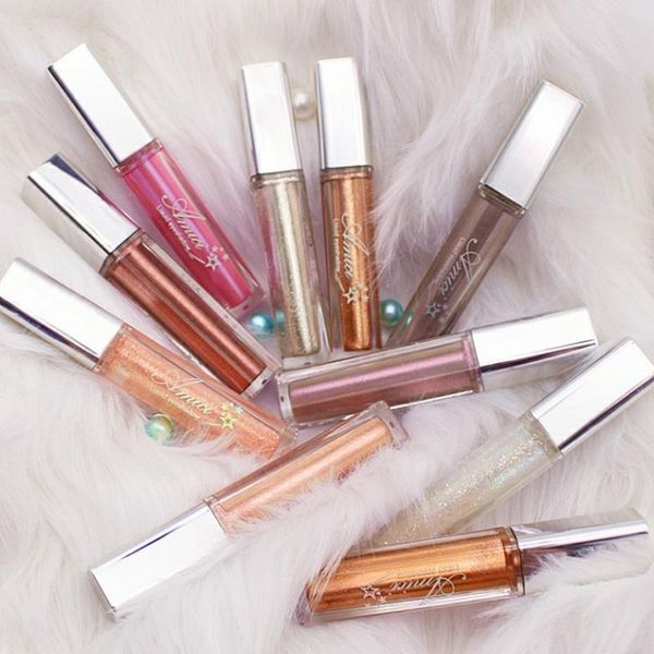 liquid eye shadow brilliant pearl light lying silkworm juice highlight flash film mermaid makeup
liquid eye shadow brilliant pearl light lying silkworm juice highlight flash film mermaid makeup