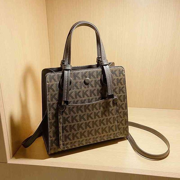 design new satchel tote simple printed single shoulder design women's bag handbags
design new satchel tote simple printed single shoulder design women's bag handbags