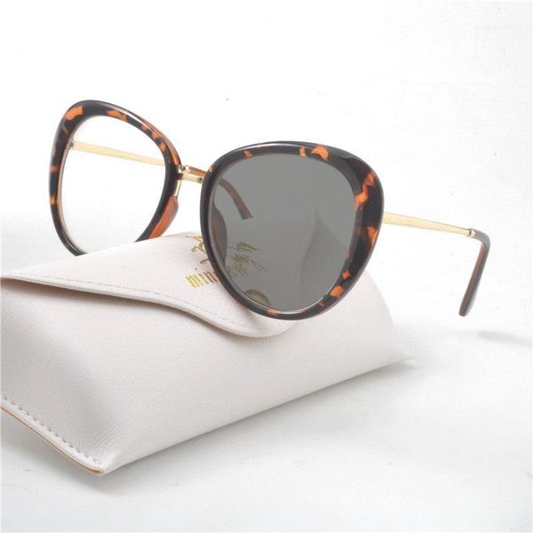 sunglasses 2021 fashion women pochromic eyeglasses multi-focal progressive reading glasses presbyopic female eyewear nx1, White;black
sunglasses 2021 fashion women pochromic eyeglasses multi-focal progressive reading glasses presbyopic female eyewear nx1, White;black