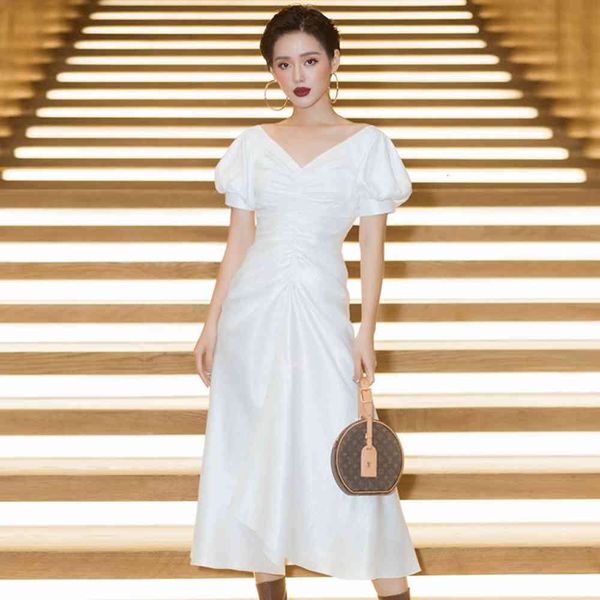 dress summer french design pleated waist white v neck thin temperament party holiday fairy body shaping dress, Black;gray
dress summer french design pleated waist white v neck thin temperament party holiday fairy body shaping dress, Black;gray