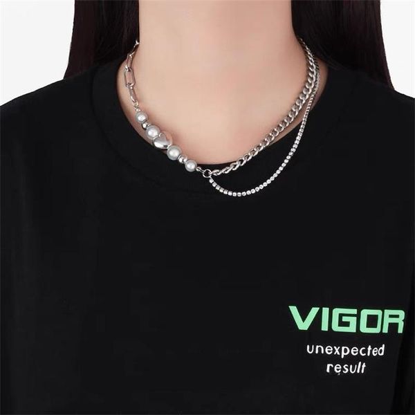pendant necklaces simple heart-shaped reflective imitation pearl necklace cool girl tassel shiny rhinestone chain splicing ladies jewelry, Silver
pendant necklaces simple heart-shaped reflective imitation pearl necklace cool girl tassel shiny rhinestone chain splicing ladies jewelry, Silver