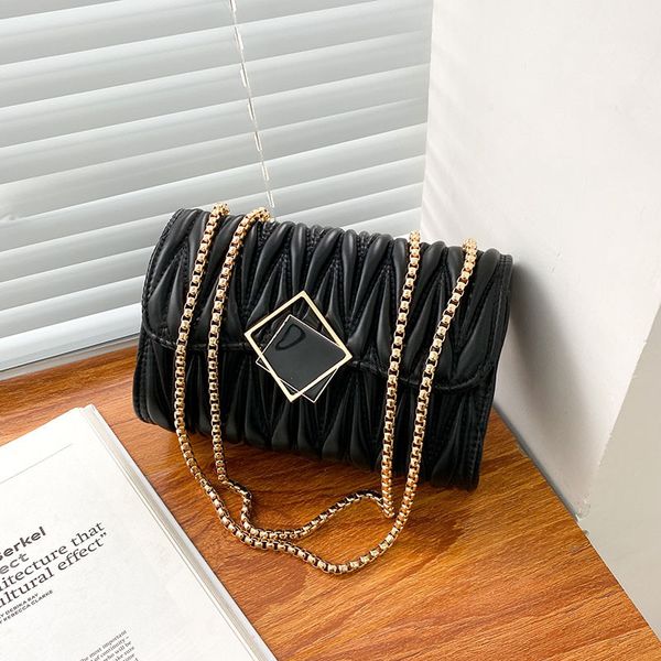 soft leather texture messenger bag women's new korean version foreign style one shoulder handbag anti splash large capacity leisure sho
soft leather texture messenger bag women's new korean version foreign style one shoulder handbag anti splash large capacity leisure sho