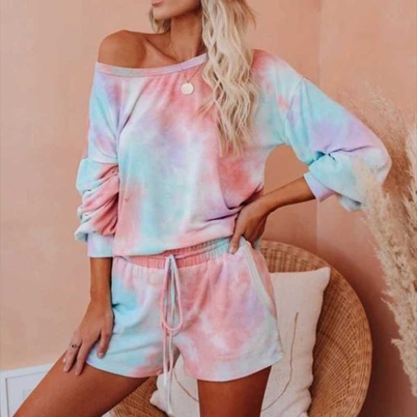 women's tracksuits 2021 products home comfort fashion printed round neck women suit t-shirt and shorts, Gray
women's tracksuits 2021 products home comfort fashion printed round neck women suit t-shirt and shorts, Gray