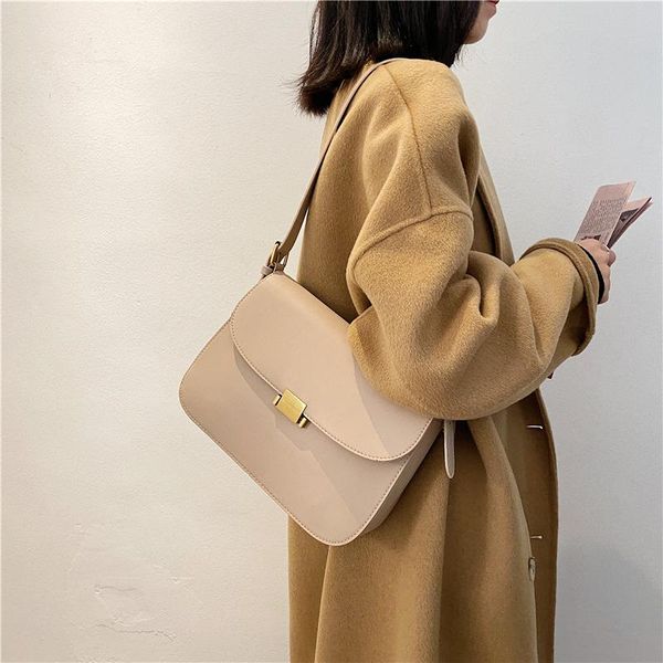 trendy fashion elegant one shoulder underarm bag simple small female messenger portable square bags
trendy fashion elegant one shoulder underarm bag simple small female messenger portable square bags