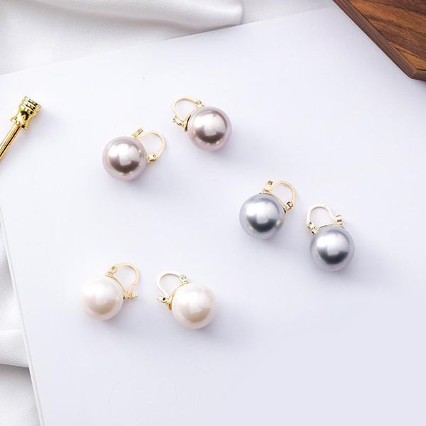 hoop & huggie graceful pretty white pearl earrings round dangle exquisite simple big elegant temperament ladies jewelry, Golden;silver
hoop & huggie graceful pretty white pearl earrings round dangle exquisite simple big elegant temperament ladies jewelry, Golden;silver