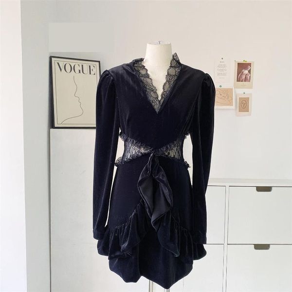 casual dresses velvt lace v neck hollow out waist slim mini dress for women autumn winter elegant long sleeve ruffle ladies black vestido, Black;gray
casual dresses velvt lace v neck hollow out waist slim mini dress for women autumn winter elegant long sleeve ruffle ladies black vestido, Black;gray