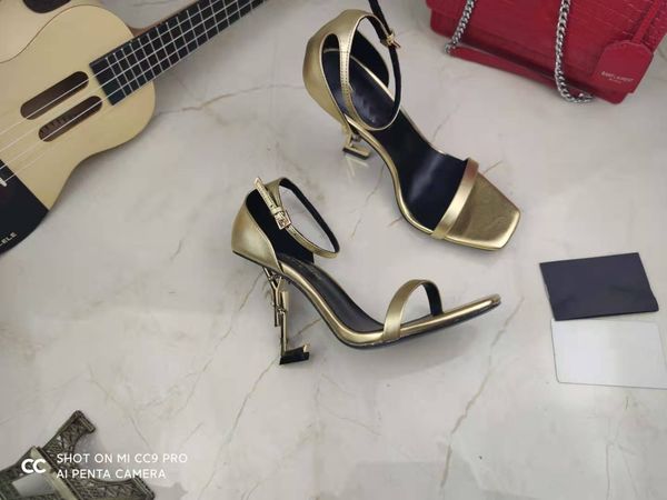g shoes 2022 new spring summer elegant styles women shoes rhinestone high heels crystals pointed toe mesh pumps woman red sole wedding shoes, Black
g shoes 2022 new spring summer elegant styles women shoes rhinestone high heels crystals pointed toe mesh pumps woman red sole wedding shoes, Black