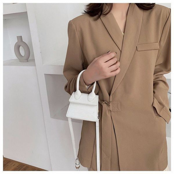 2022 fashion mini bags luxury handbags designers women's alligator single shoulder messenger
2022 fashion mini bags luxury handbags designers women's alligator single shoulder messenger