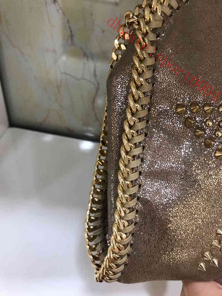 coating process makes it fashion style ladies bag texture leather and natural luster business handbag luxury soft material of
coating process makes it fashion style ladies bag texture leather and natural luster business handbag luxury soft material of