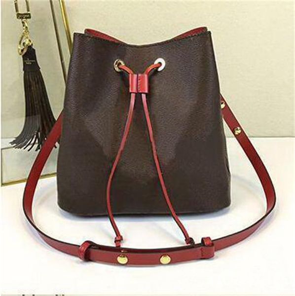 fashion newe luxuryi designera women shoulder bags leather old flower bucket bag famous drawstring handbags cross body purse
fashion newe luxuryi designera women shoulder bags leather old flower bucket bag famous drawstring handbags cross body purse