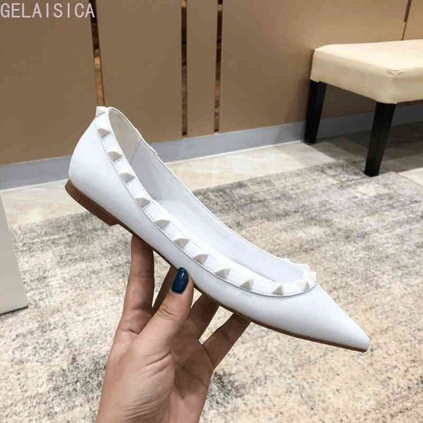 sandals spring and autumn 2021 style real leather rivet flat brand v white wedding shoes size 34-43 without box, Black
sandals spring and autumn 2021 style real leather rivet flat brand v white wedding shoes size 34-43 without box, Black