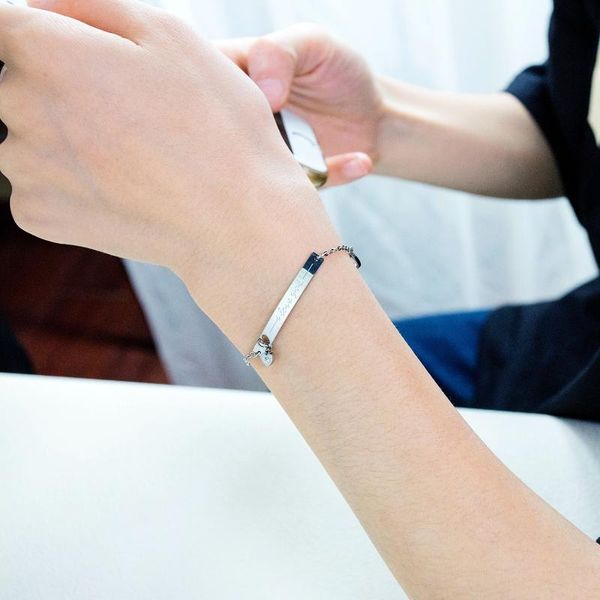charm bracelets fashion titanium steel love girl bracelet versatile temperament peach heart hand jewelry wholesale, Golden;silver
charm bracelets fashion titanium steel love girl bracelet versatile temperament peach heart hand jewelry wholesale, Golden;silver