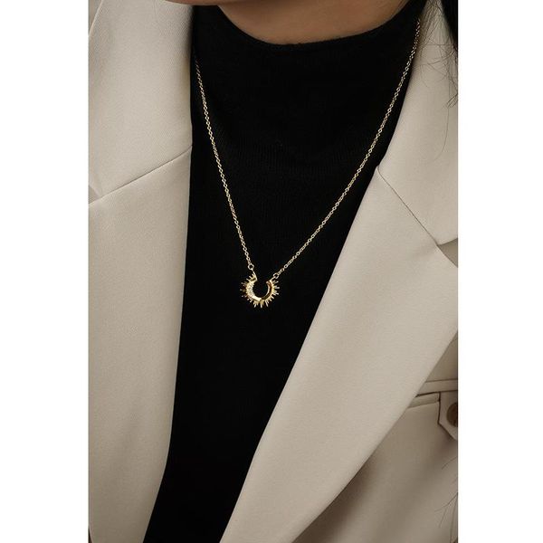 chains necklace female fashion irregular pendant personalized minority design net red ins simple and versatile clavicle chain, Silver
chains necklace female fashion irregular pendant personalized minority design net red ins simple and versatile clavicle chain, Silver