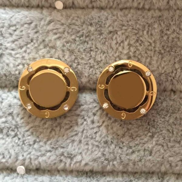 2021 white stone gold plate fashion studs luxurious g letter classic design earrings stainless steel love women couple jewelry wholesale, Golden;silver
2021 white stone gold plate fashion studs luxurious g letter classic design earrings stainless steel love women couple jewelry wholesale, Golden;silver
