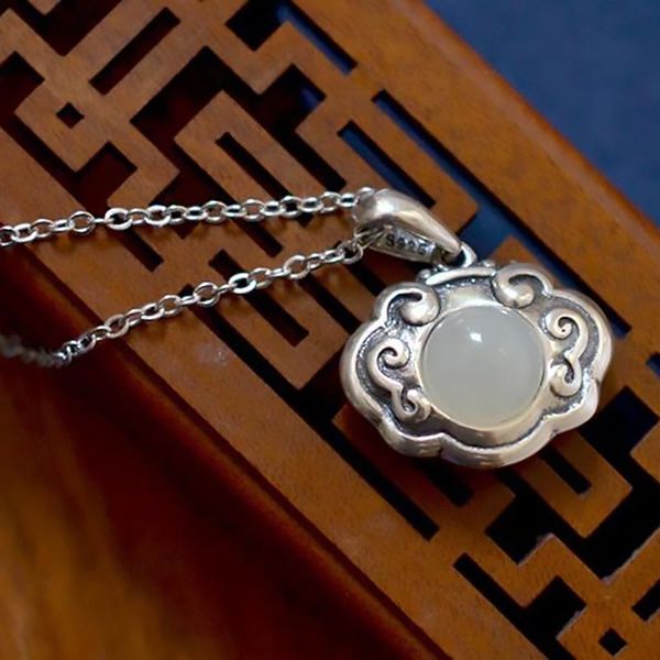 chains three-dimensional design inlaid natural hetian jade cloud necklace pendant cute exquisite jewelry for men and women, Silver
chains three-dimensional design inlaid natural hetian jade cloud necklace pendant cute exquisite jewelry for men and women, Silver