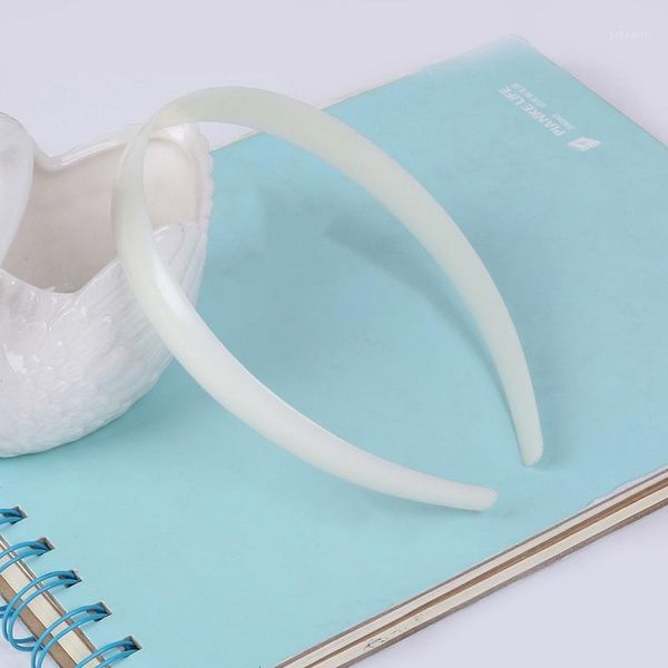 fashion 10pc white plain lady plastic hair band headband no teeth head headbands headwear diy tool1
fashion 10pc white plain lady plastic hair band headband no teeth head headbands headwear diy tool1