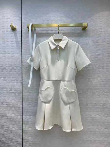 2021 autumn red/apricot lapel neck short sleeves women dress designer heart pockets belt dresses womens milan runway vestidos de festa 80506, Black
2021 autumn red/apricot lapel neck short sleeves women dress designer heart pockets belt dresses womens milan runway vestidos de festa 80506, Black