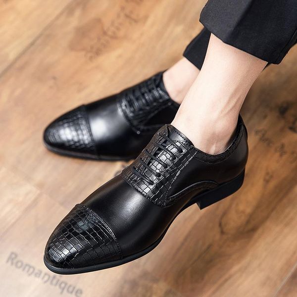 brogue formal shoes men outdoor dress leather fashion flats retro pointed toe oxfords wedding footwear zapatos, Black
brogue formal shoes men outdoor dress leather fashion flats retro pointed toe oxfords wedding footwear zapatos, Black