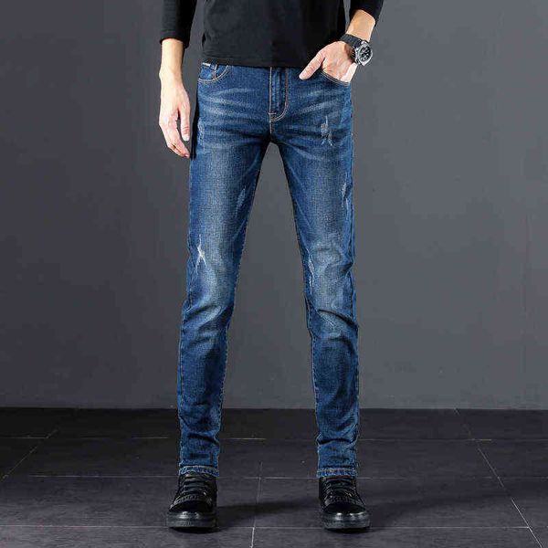 men's jeans denim pants men's and winter middle waist small foot autumn korean tight youth casual blue straight jeans
men's jeans denim pants men's and winter middle waist small foot autumn korean tight youth casual blue straight jeans