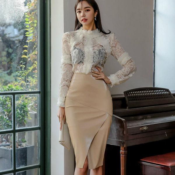 two piece dress 2021 spring streetwear casual set for women stand lace blouse and split slim bodycon skirt ladies 2, White
two piece dress 2021 spring streetwear casual set for women stand lace blouse and split slim bodycon skirt ladies 2, White