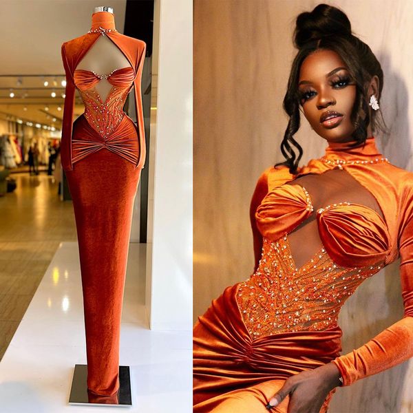 2022 evening dresses with h-neck long-sleeves custom made velvet race prom dress floor length plus size party gowns, Black;red
2022 evening dresses with h-neck long-sleeves custom made velvet race prom dress floor length plus size party gowns, Black;red