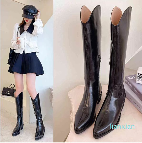 western cowboy knight boots women's 2021 autumn and winter new pointed high wind horse oil leather, Black
western cowboy knight boots women's 2021 autumn and winter new pointed high wind horse oil leather, Black