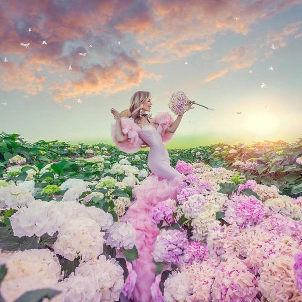 casual dresses floral pink mermaid po shoot puffy tulle shoulders long train ruffles custom made plus size maxi gown, Black;gray
casual dresses floral pink mermaid po shoot puffy tulle shoulders long train ruffles custom made plus size maxi gown, Black;gray
