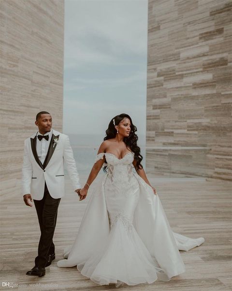 plus size mermaid wedding dress with detacbahle train marriage bridal gowns sweetheart ruched satin chic appliqued custom made church robe d, White
plus size mermaid wedding dress with detacbahle train marriage bridal gowns sweetheart ruched satin chic appliqued custom made church robe d, White