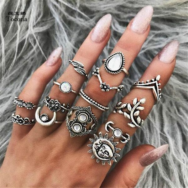 cluster rings tocona 14 pcs/set vintage antique silver sun moon flower charm midi finger ring set for women bohemian party jewelry 6226, Golden;silver
cluster rings tocona 14 pcs/set vintage antique silver sun moon flower charm midi finger ring set for women bohemian party jewelry 6226, Golden;silver