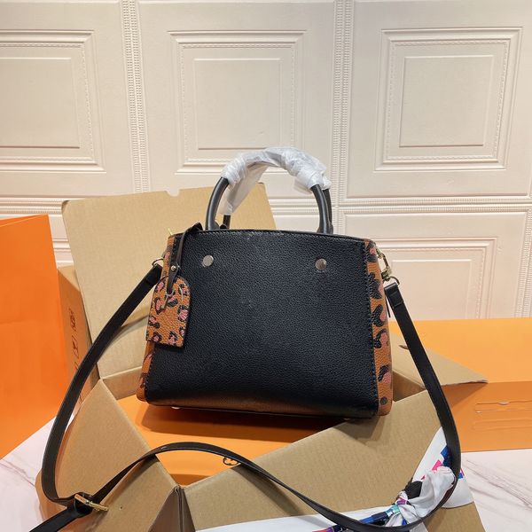 fashion womens totes bags trendy lady bag leopard print embossed design high-quality handbag purse
fashion womens totes bags trendy lady bag leopard print embossed design high-quality handbag purse