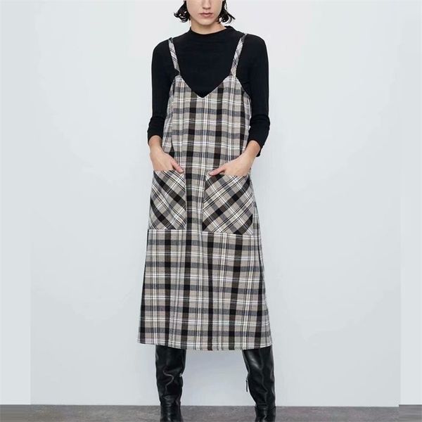 plaid spaghetti straps midi dress women sleeveless backless office lady dresses female chic front patch pockets vestidos 210524, Black;gray
plaid spaghetti straps midi dress women sleeveless backless office lady dresses female chic front patch pockets vestidos 210524, Black;gray
