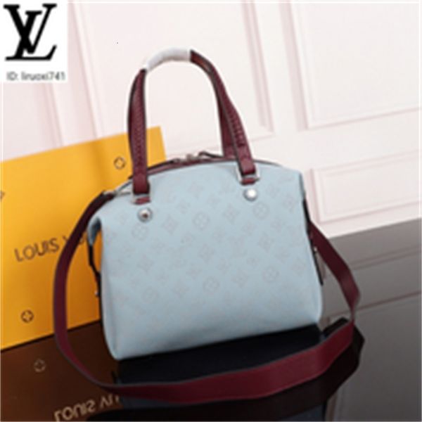 brand designer luxury m4h2 m54672 sky blue pierced flower woven handbag women handbags iconic bags handles shoulder bags totes cross bod
brand designer luxury m4h2 m54672 sky blue pierced flower woven handbag women handbags iconic bags handles shoulder bags totes cross bod