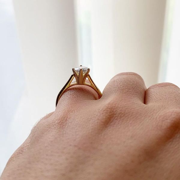 wedding rings engagement for women classic cubic zircon 4 women's ring rose gold color fashion jewelryjewelly r065, Slivery;golden
wedding rings engagement for women classic cubic zircon 4 women's ring rose gold color fashion jewelryjewelly r065, Slivery;golden