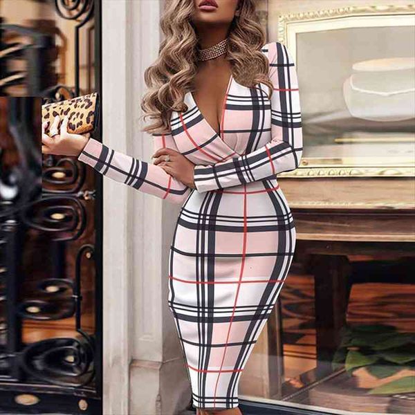 2022 deep v neck women party dresses mujer fashion lady houndstooth plaid bodycon dresses elegant slim office dress, Black;gray
2022 deep v neck women party dresses mujer fashion lady houndstooth plaid bodycon dresses elegant slim office dress, Black;gray