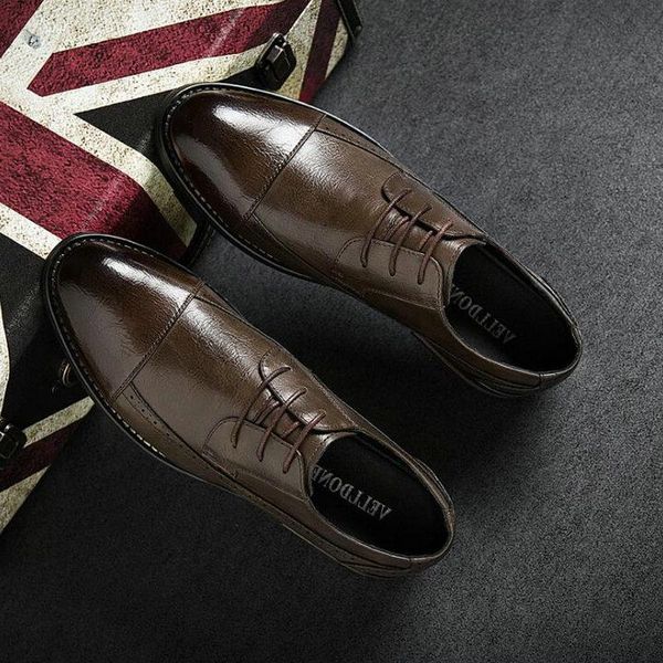 dress shoes men formal black brown wedding men's carved leather handmade business brogue oxfords a53-50
dress shoes men formal black brown wedding men's carved leather handmade business brogue oxfords a53-50