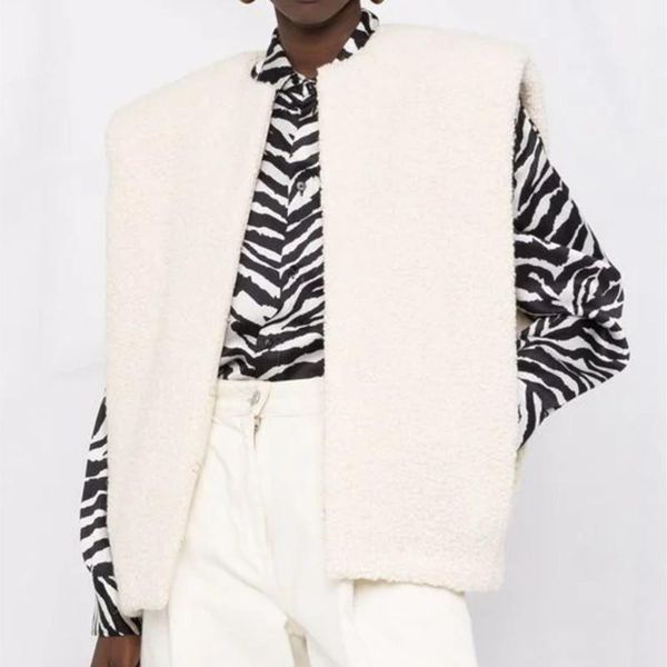 women's vests shoulder pads vest jacket o-neck single breasted simple sleeveless autumn winter 2021 female warm cardigan coats, Black;white
women's vests shoulder pads vest jacket o-neck single breasted simple sleeveless autumn winter 2021 female warm cardigan coats, Black;white