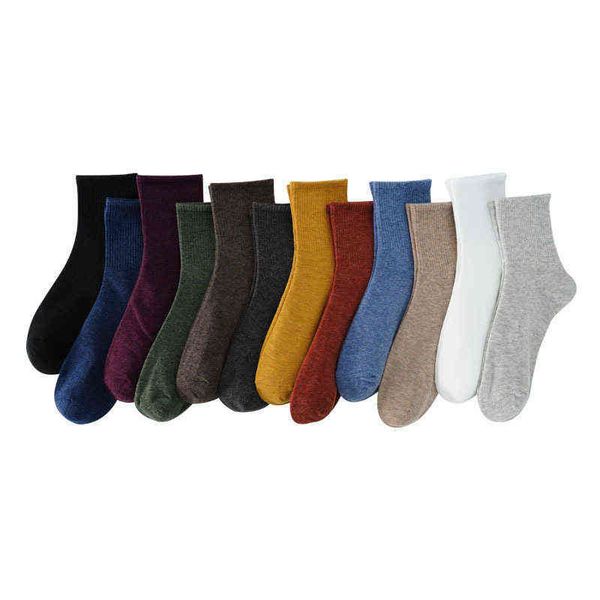 2021 medium solid color four seasons pile sock's cotton leisure high rib women's socks, Black;white
2021 medium solid color four seasons pile sock's cotton leisure high rib women's socks, Black;white