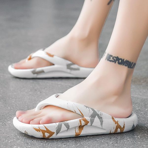slippers 2021 style flip flops men outdoor wear beach sandals with thick bottom and large size for shoes, Black
slippers 2021 style flip flops men outdoor wear beach sandals with thick bottom and large size for shoes, Black