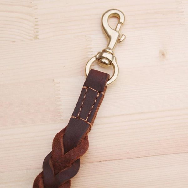 dog collars & leashes 1pc cowhide traction rope leather chain pet short pull one step belt easy to leash
dog collars & leashes 1pc cowhide traction rope leather chain pet short pull one step belt easy to leash